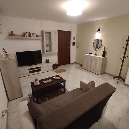 Sweethome Appartamento In Villa Privata Varcaturo Bagian luar foto