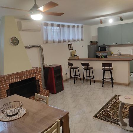 Sweethome Appartamento In Villa Privata Varcaturo Bagian luar foto