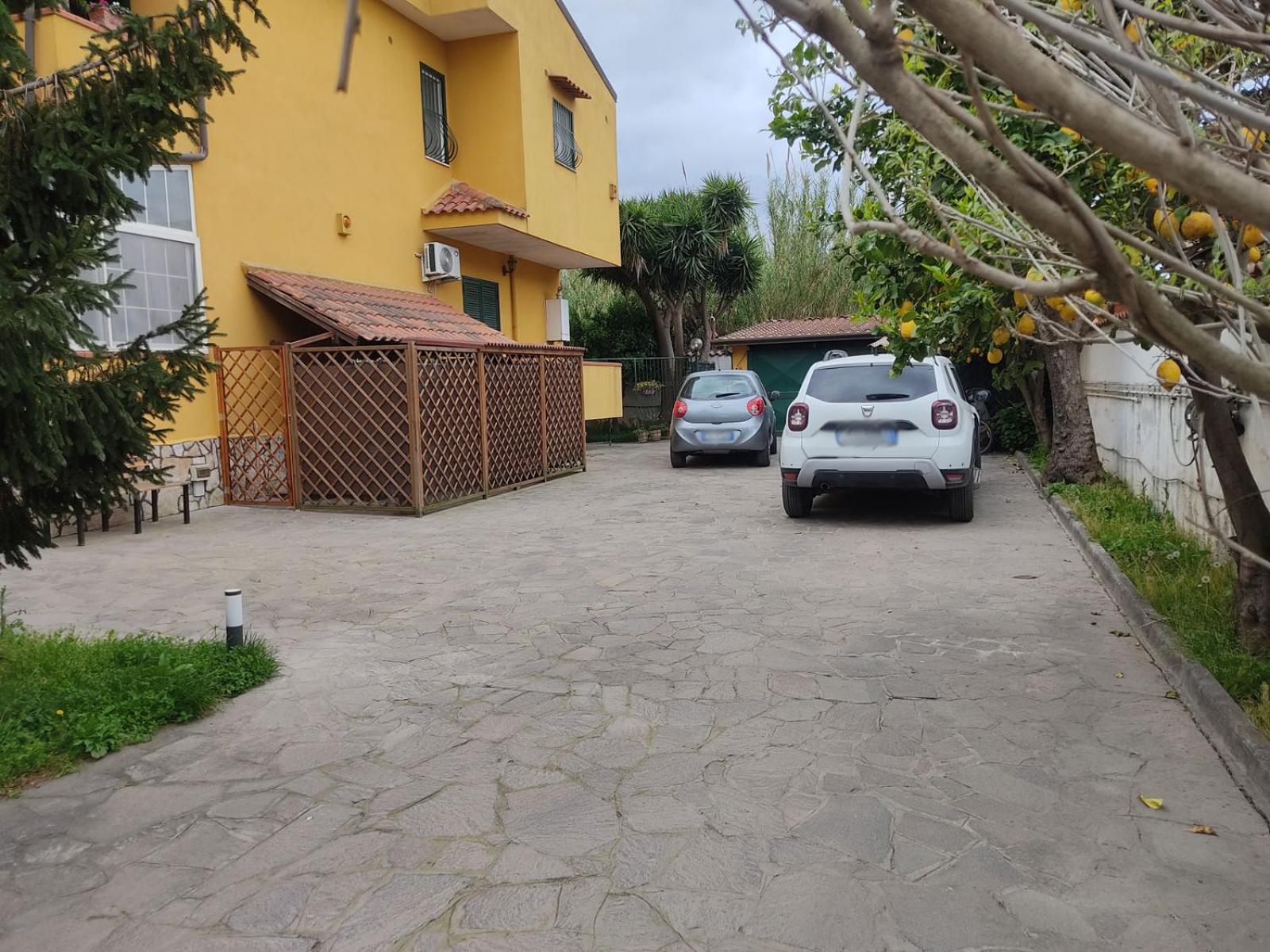 Sweethome Appartamento In Villa Privata Varcaturo Bagian luar foto